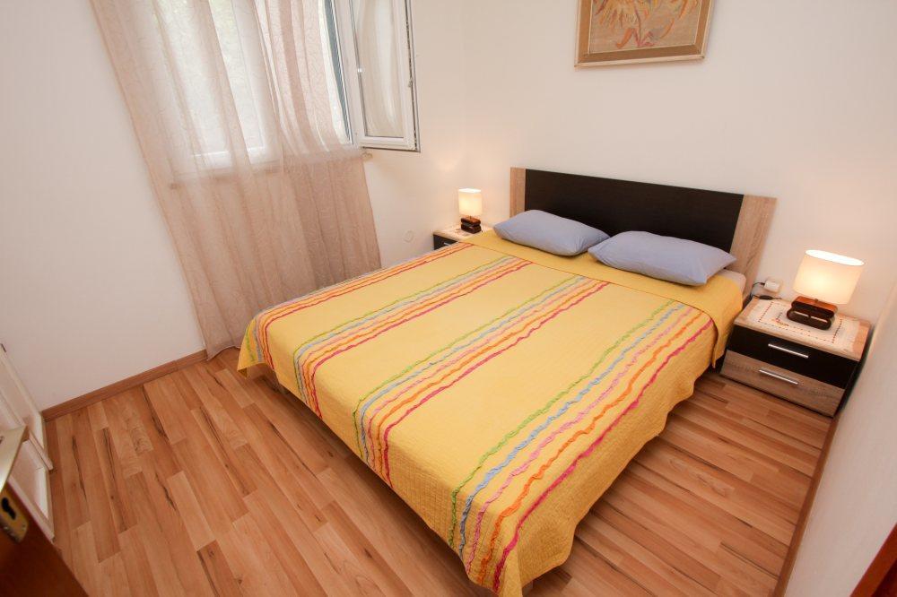 Apartment Miljenko Tomic Splitska Exteriör bild
